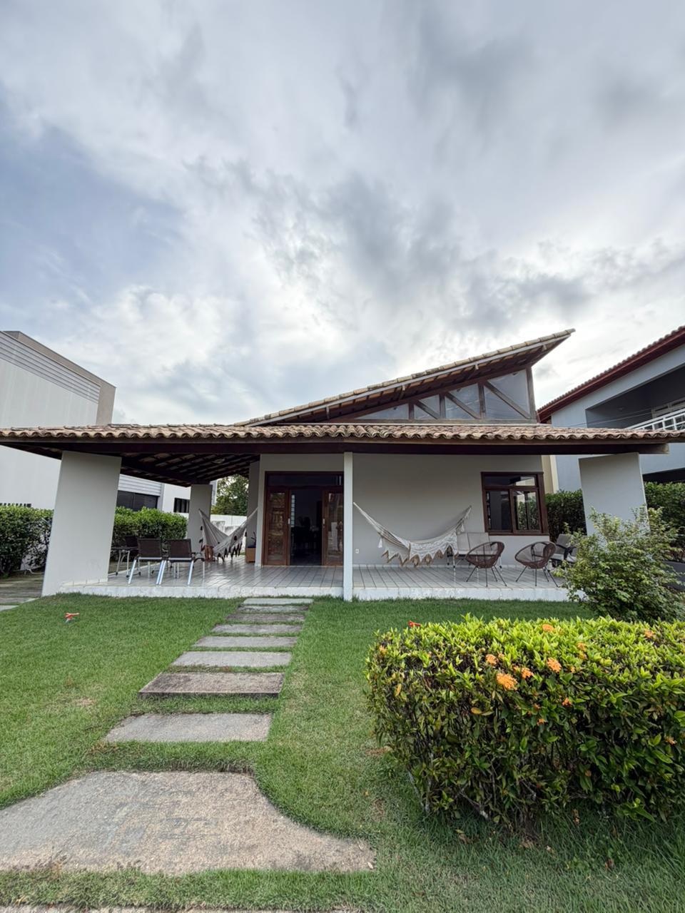 Excelente casa no Condomínio Aldebaran